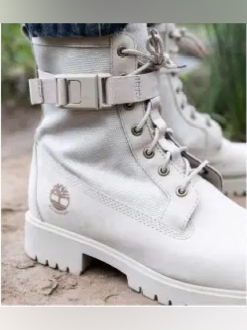 Timberland waterproof Jayne buckle boots in gray/taupe women’s size 8